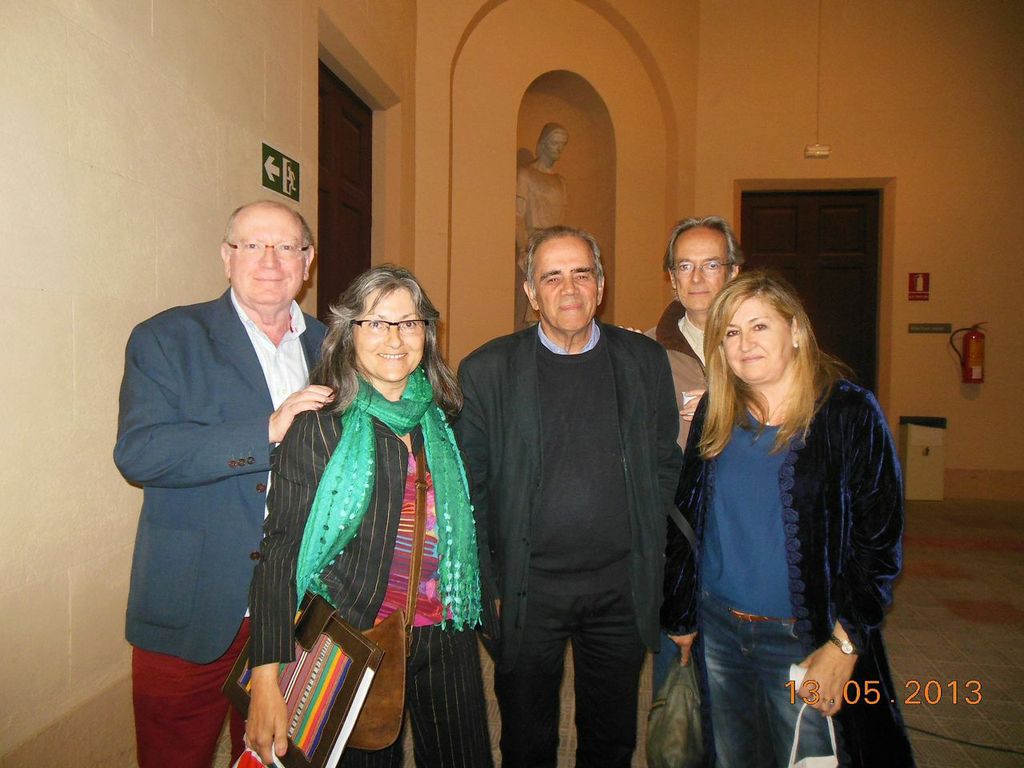 De izquierda a derecha: Felipe Sérvulo, Anna Rossell, Pere Maragall, Albert Tugues y Goya Gutiérrez. Primer Aniversairo Ediciones InVerso, Barcelona, 2013